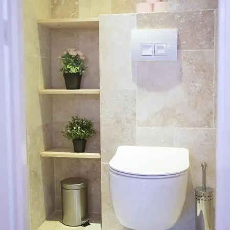 Renovated Cosy Studio-vieil * Antibes