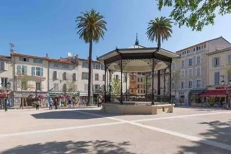 Renovated Cosy Studio-vieil Antibes