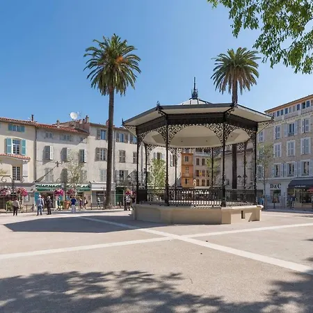 Appartement Renovated Cosy Studio-vieil Antibes